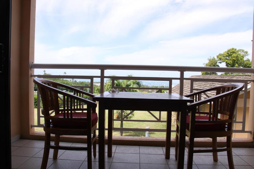 Tiki Hôtel - Hôtel d'application du Lycée de Tahiti - Deluxe King Room