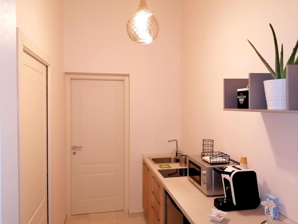 Kuchnia lub aneks kuchenny w obiekcie Lux Suite