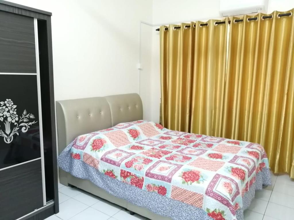 Ένα ή περισσότερα κρεβάτια σε δωμάτιο στο YITOM Homestay易通民宿