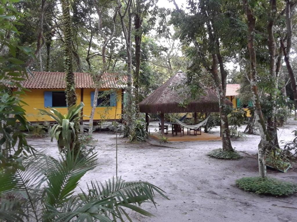  Casinha Amarela Chales Boipeba
