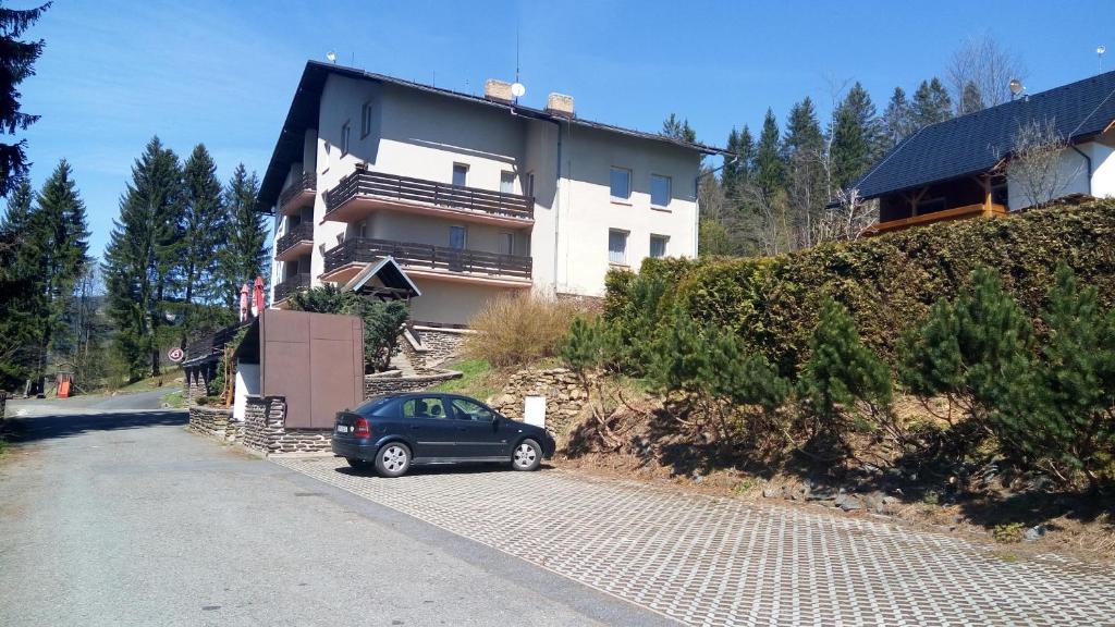 Budova, kde se penzion nachází