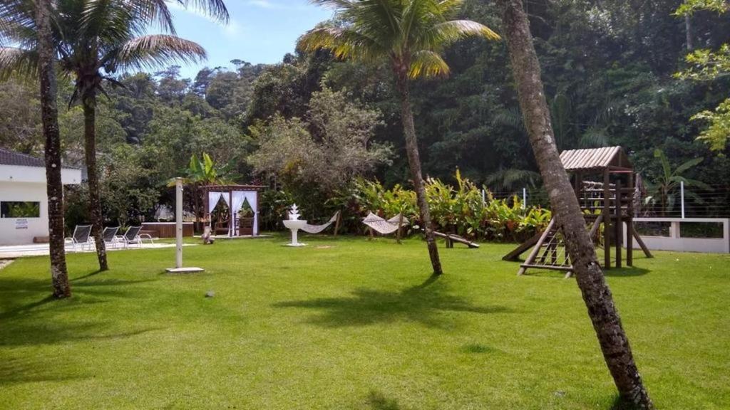  Casa Pé na Areia em Ubatuba - Alto Padrão a 30m da Praia