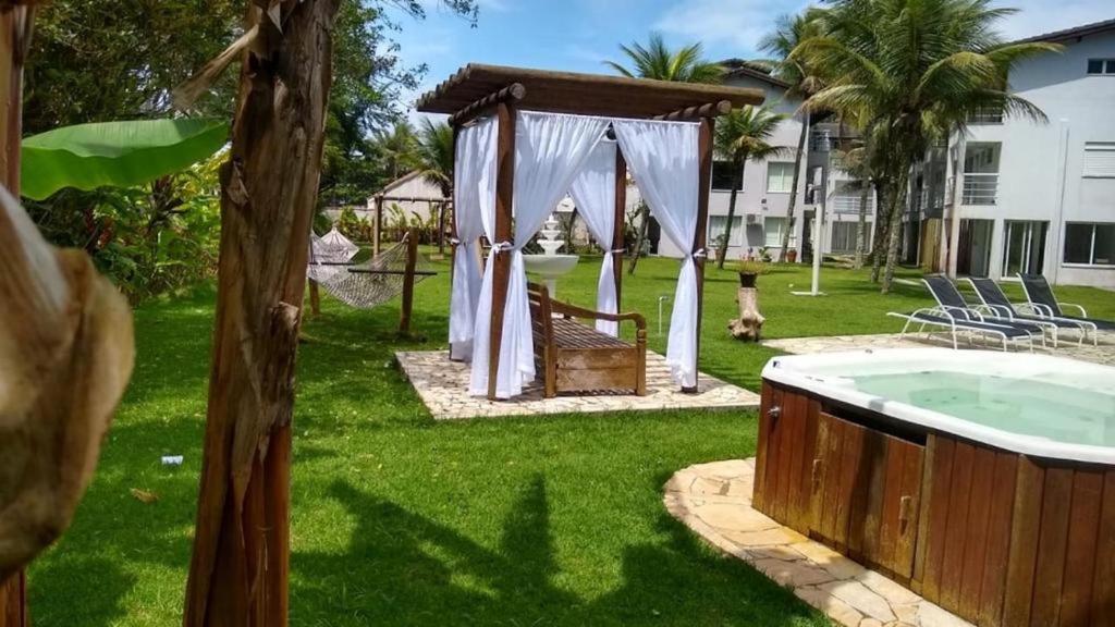  Casa Pé na Areia em Ubatuba - Alto Padrão a 30m da Praia