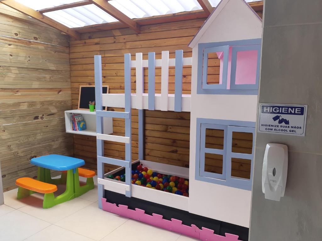 TV a/nebo společenská místnost v ubytování Pousada Massiambu