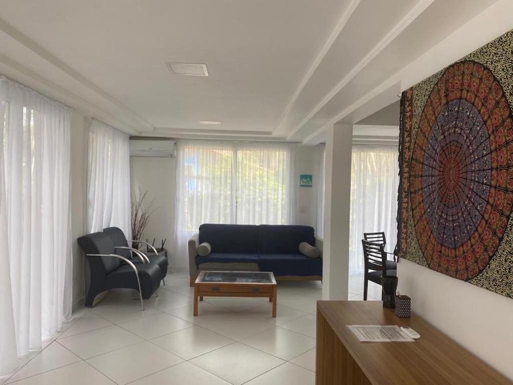  Casa Pé na Areia em Ubatuba - Alto Padrão a 30m da Praia