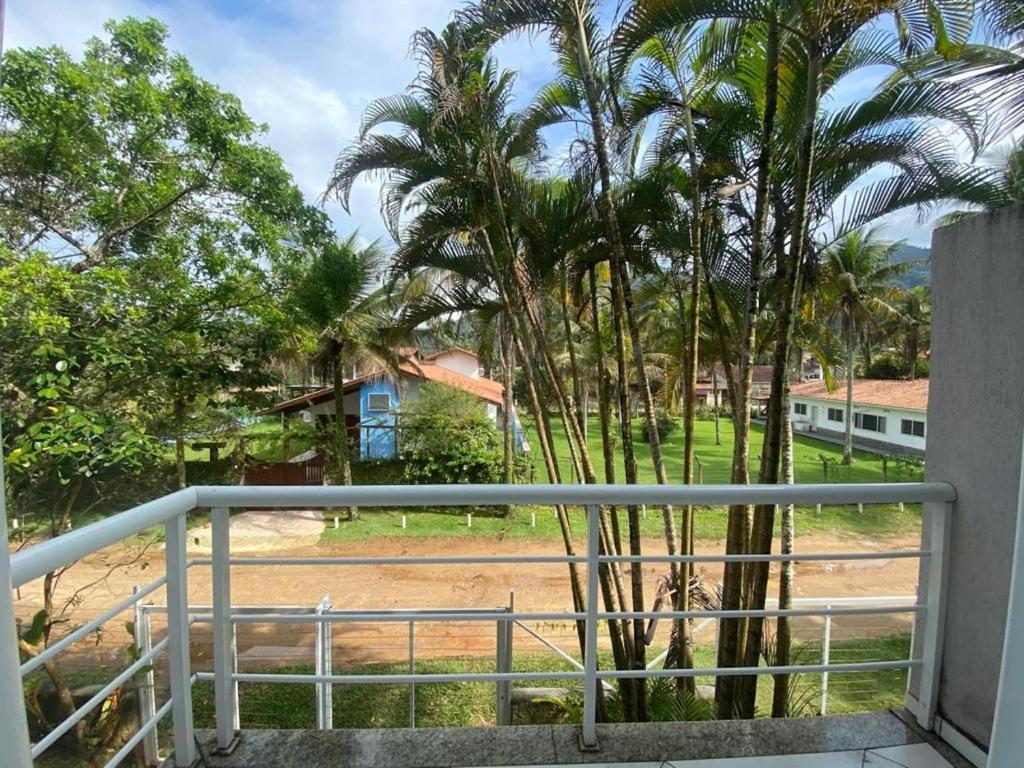  Casa Pé na Areia em Ubatuba - Alto Padrão a 30m da Praia