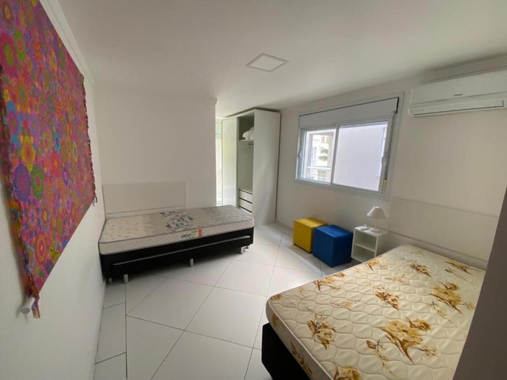  Casa Pé na Areia em Ubatuba - Alto Padrão a 30m da Praia