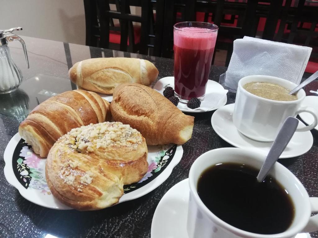 Jídlo v hotelu nebo okolí