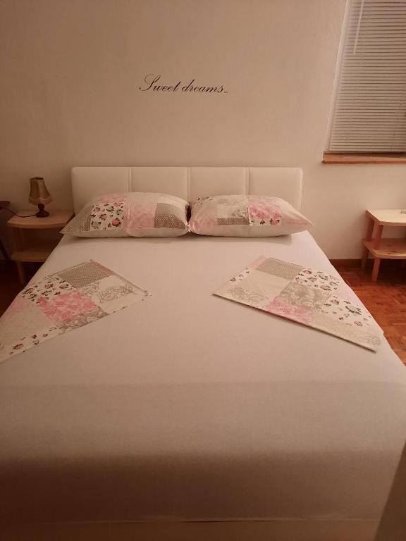 Posteľ alebo postele v izbe v ubytovaní Holiday Home Villa Marin
