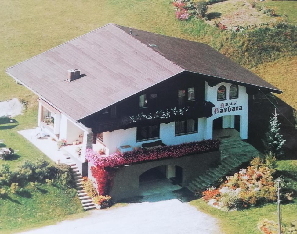 an aerial view of a house with at Haus Barbara in Forstau