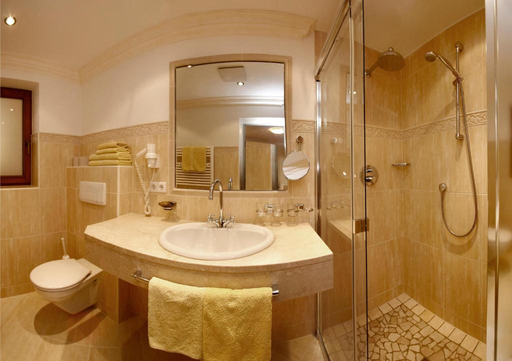 Koupelna v ubytování Hotel Tanzer