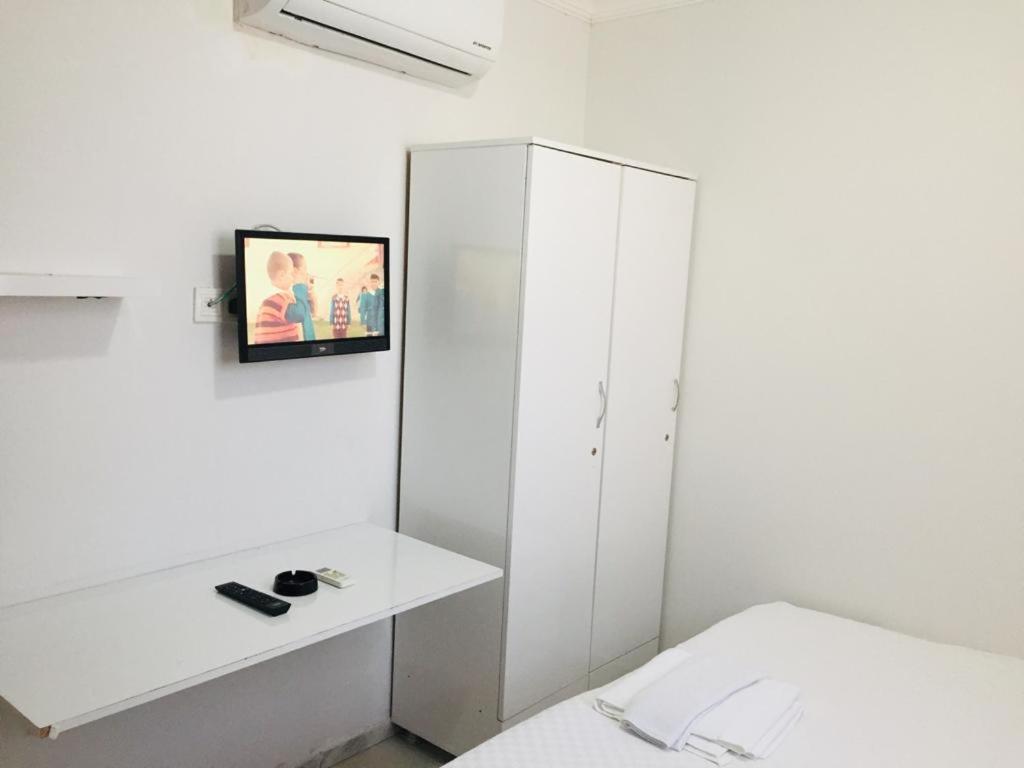 TV a/nebo společenská místnost v ubytování Şato Apart Hotel