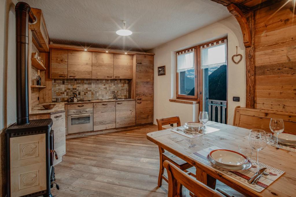 Kuchnia lub aneks kuchenny w obiekcie Pradella Apartments