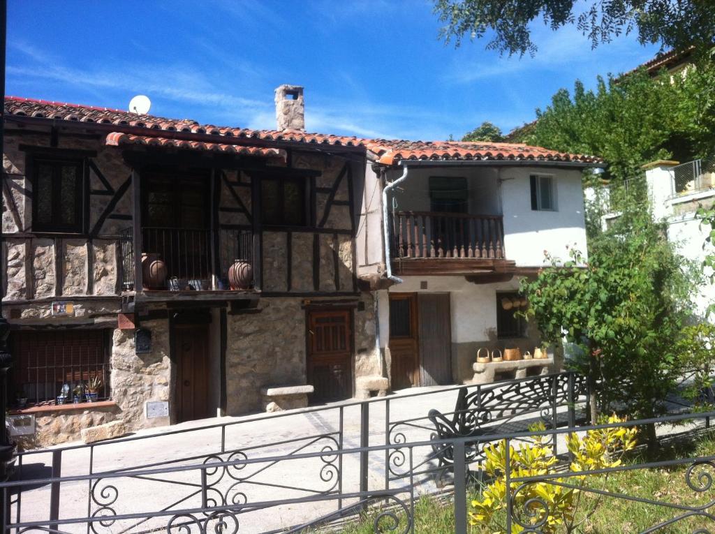Casa Rural con encanto "Los Postigos", Baños de Montemayor – Precios  actualizados 2023