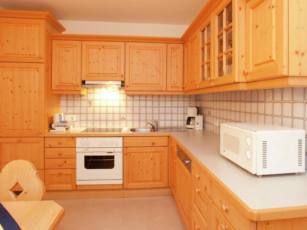 Cuina o zona de cuina de Cozy apartment with balcony in Mittersill