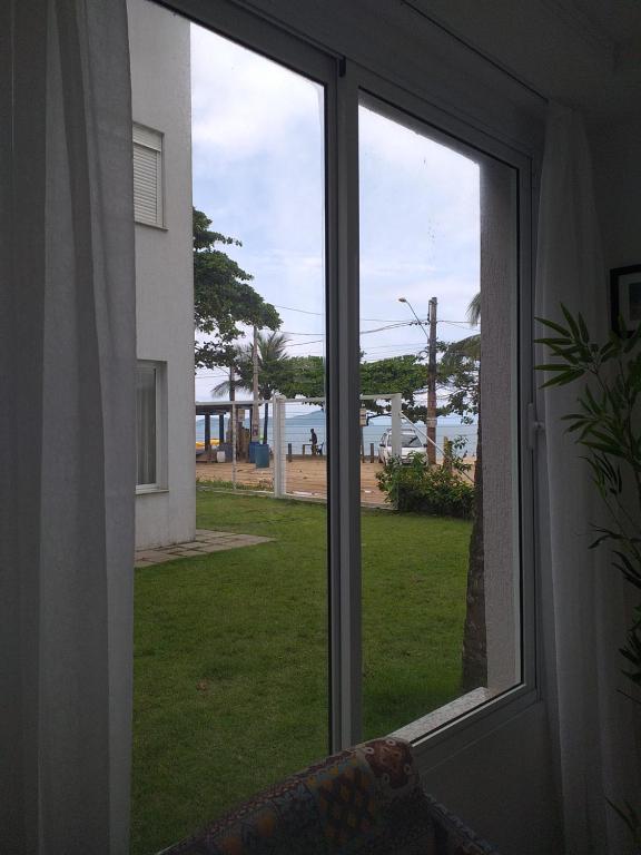  Ubatuba Condominio II Frente Mar