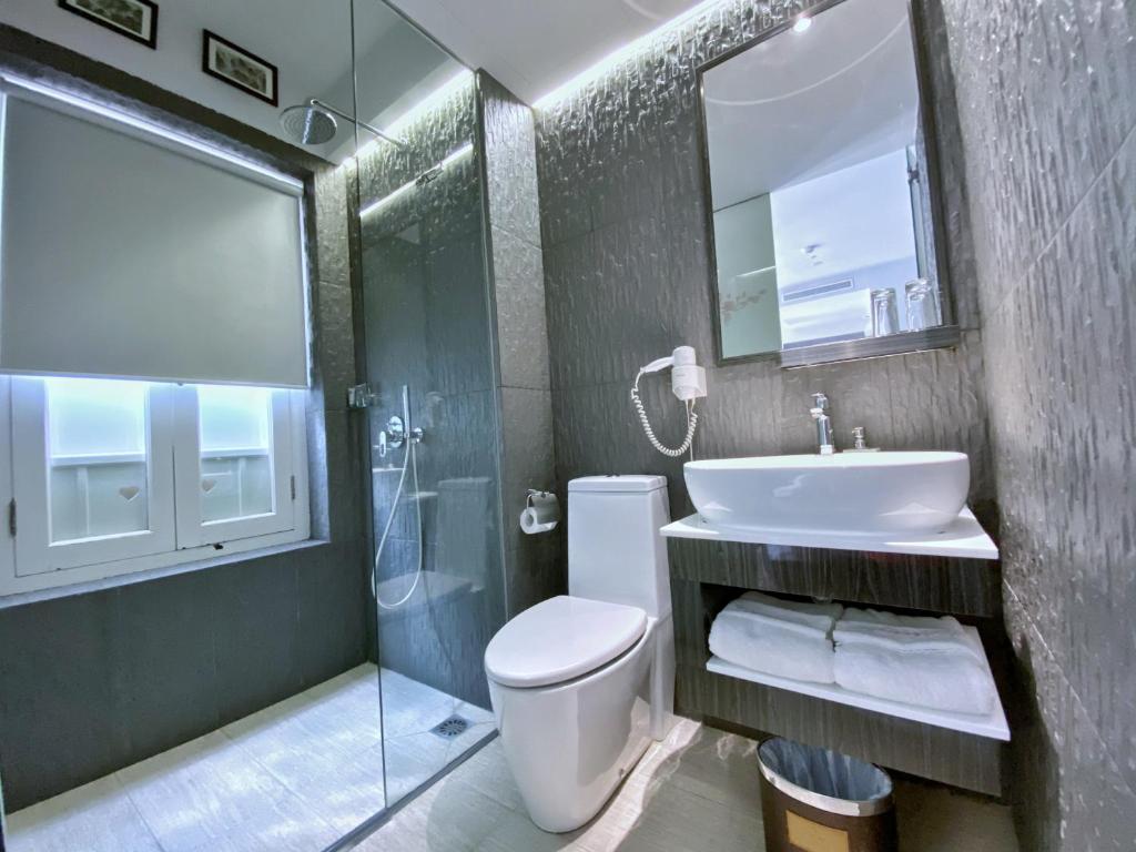 Bliss Hotel Singaporeにあるバスルーム