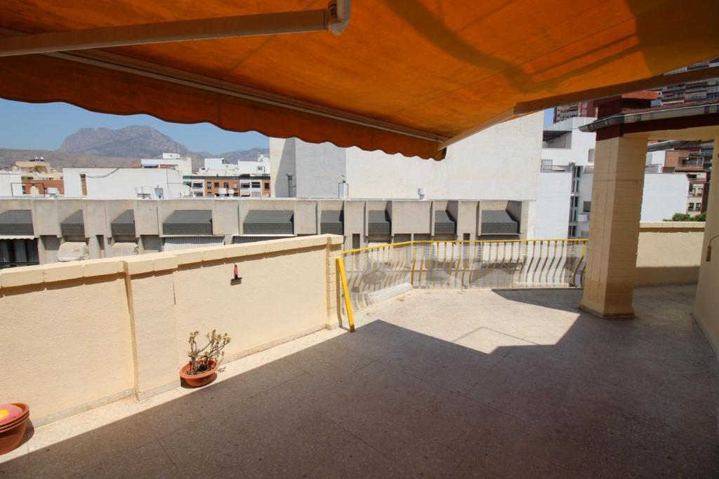 Balkón alebo terasa v ubytovaní Apartamento Benidorm II
