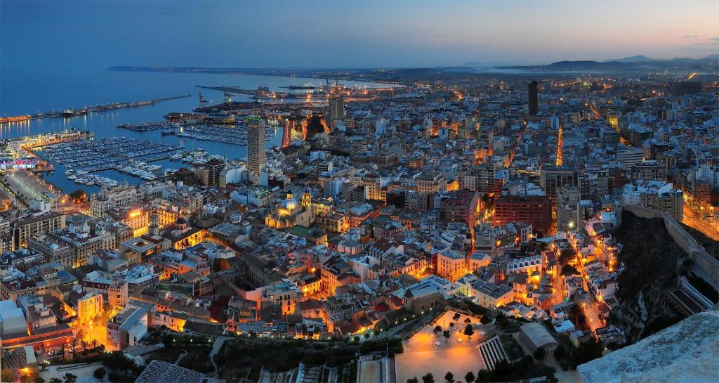 Estudio Playa del Postiguet, Alicante – Bijgewerkte prijzen 2022