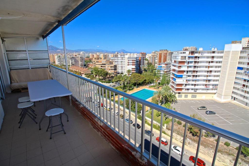 APARTAMENTO BAHIA 2, Alicante, Spain - Booking.com