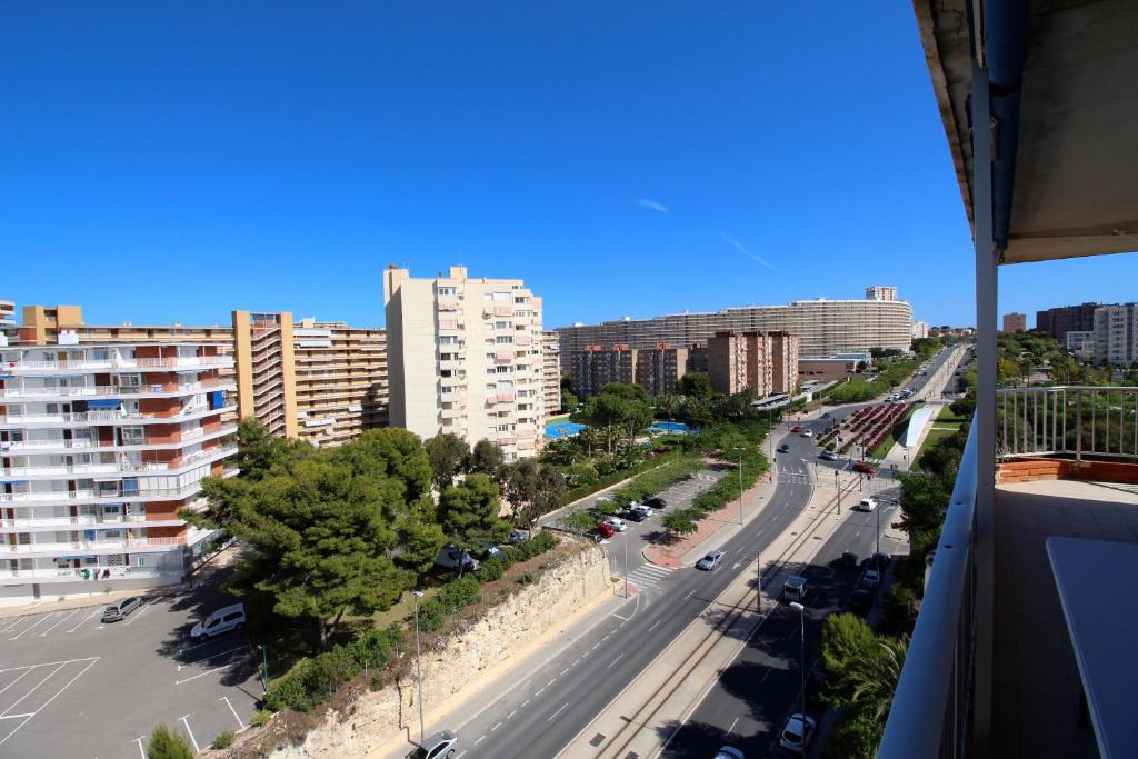 APARTAMENTO BAHIA 2, Alicante, Spain - Booking.com