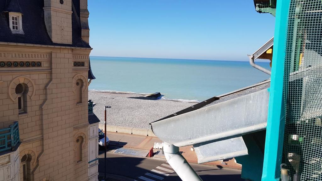 Quartier historique 100m plage WIFI - One-Bedroom Apartment