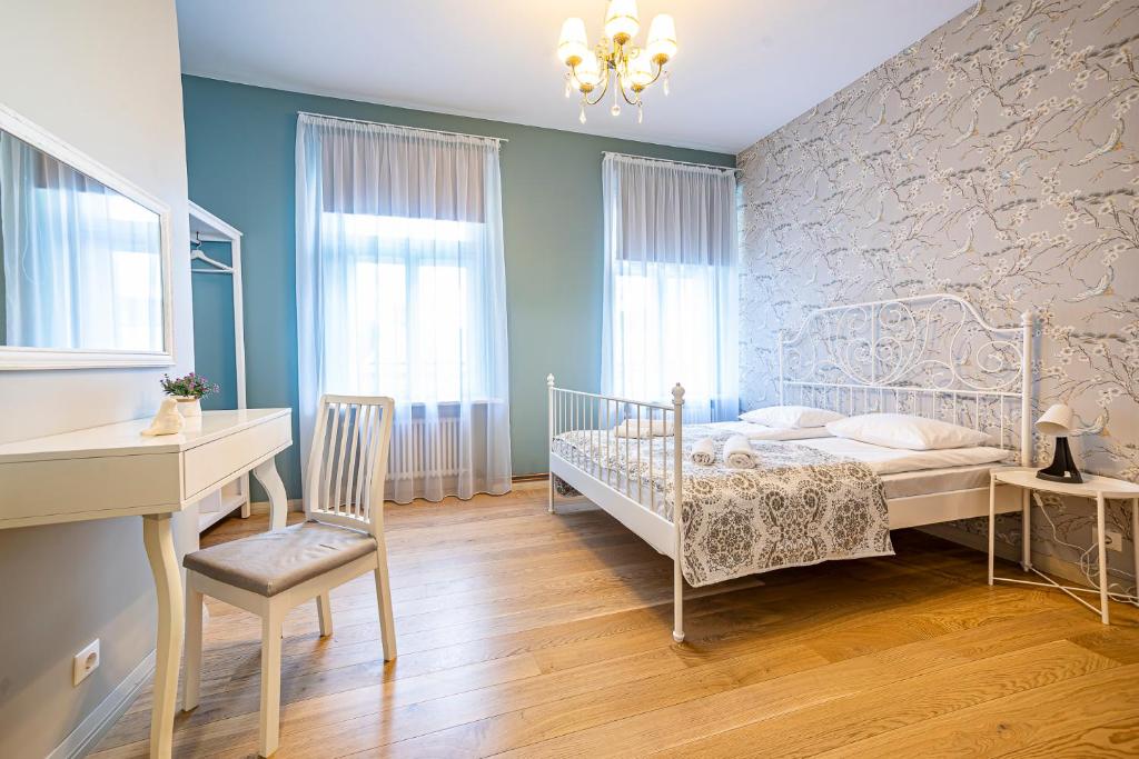 Postel nebo postele na pokoji v ubytování Blue Bird Hostel in Riga Old Town