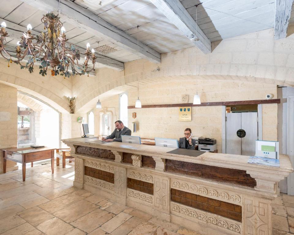 Vstupní hala nebo recepce v ubytování UNA HOTELS Regina Bari