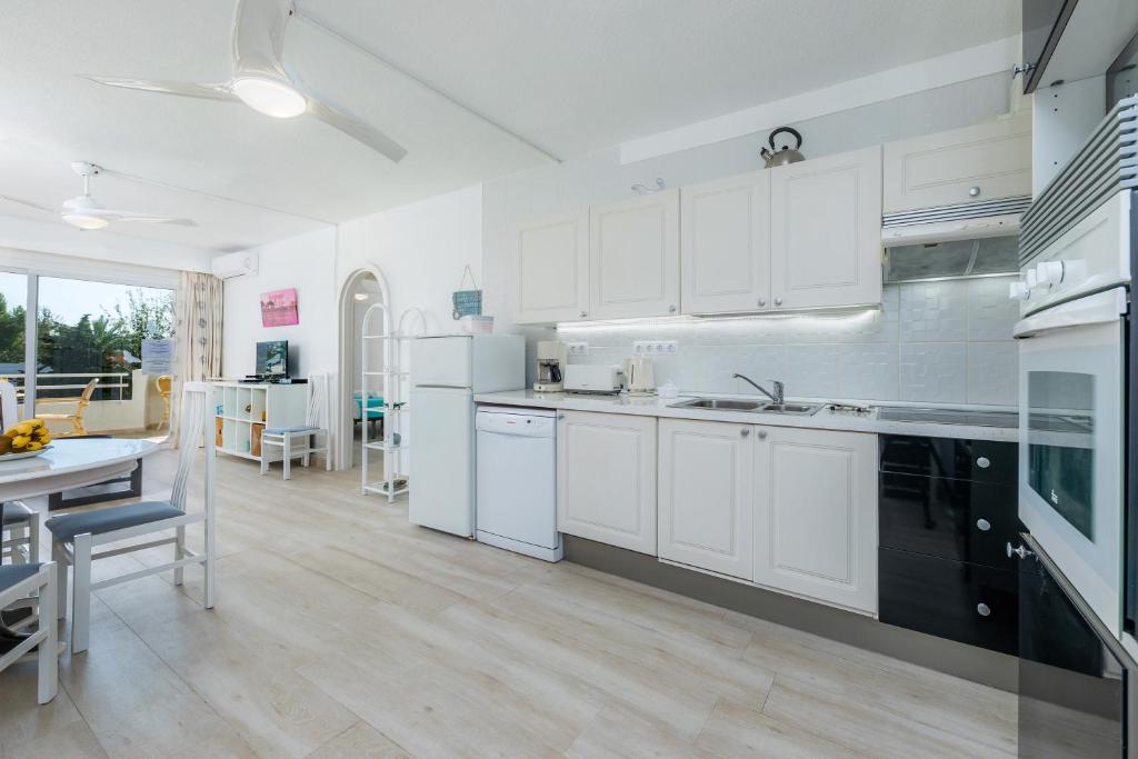 Kuchyň nebo kuchyňský kout v ubytování Apartamento Villa Cancun