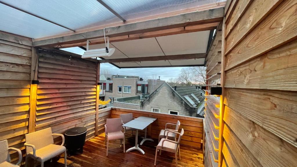 Stylish house in the heart of Breda city center - Weer In Maisonette