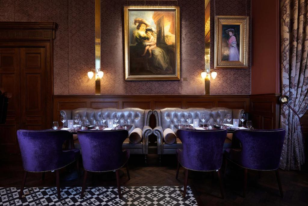 The Bonham - Resim 15