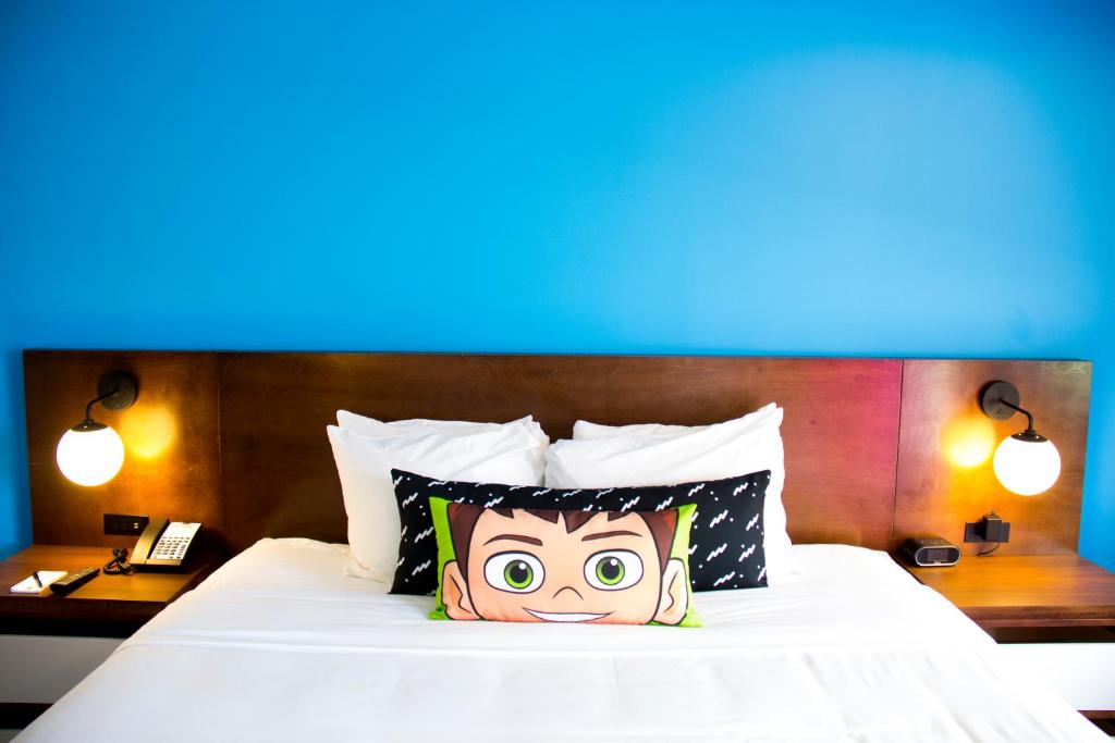 Step Into a Cartoon in First Cartoon Network Hotel