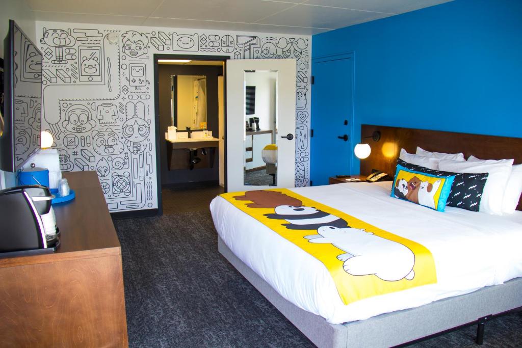 Review: Staying at Cartoon Hotel Near Amusement Park in Pennsylvania