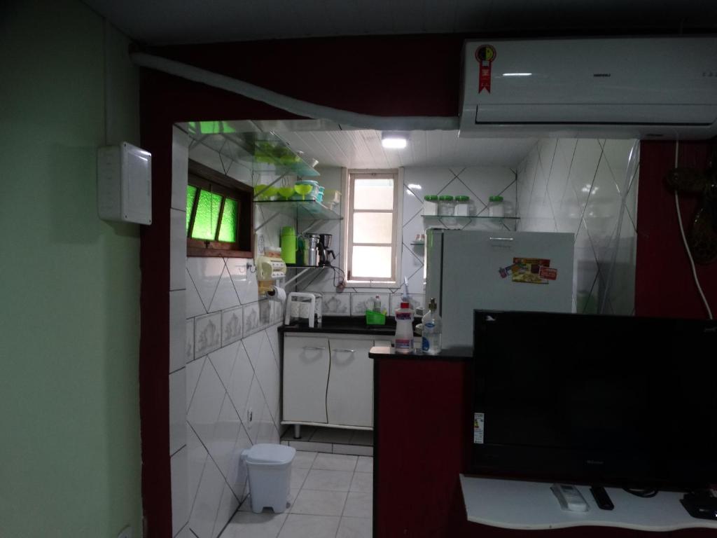  Hospedagem Giza Branco