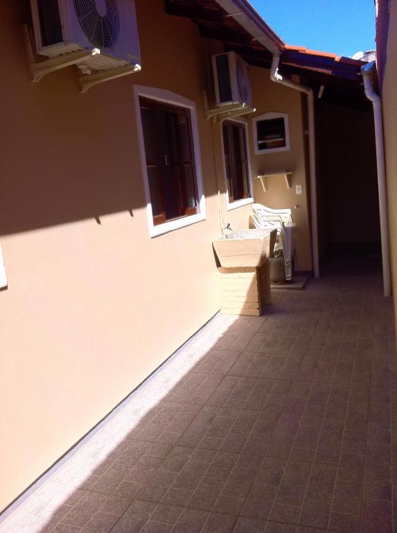  Casa Bombinhas