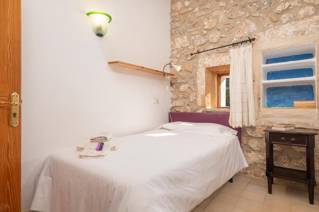 Petit Hotel Hostatgeria La Victoria - Habitación Individual