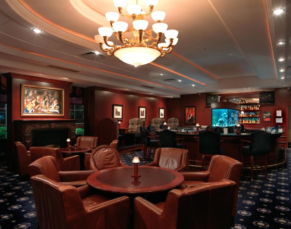 Chateau Louis Hotel & Conference Centre - Resim 41