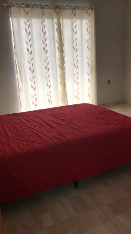  Linda casa na guarda do embau 100 metros da praia