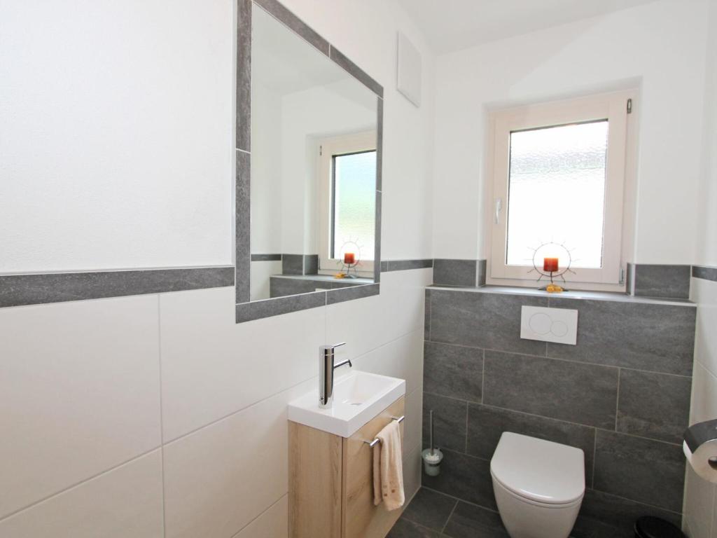 Koupelna v ubytování Apartment in Schwendau near Horbergbahn