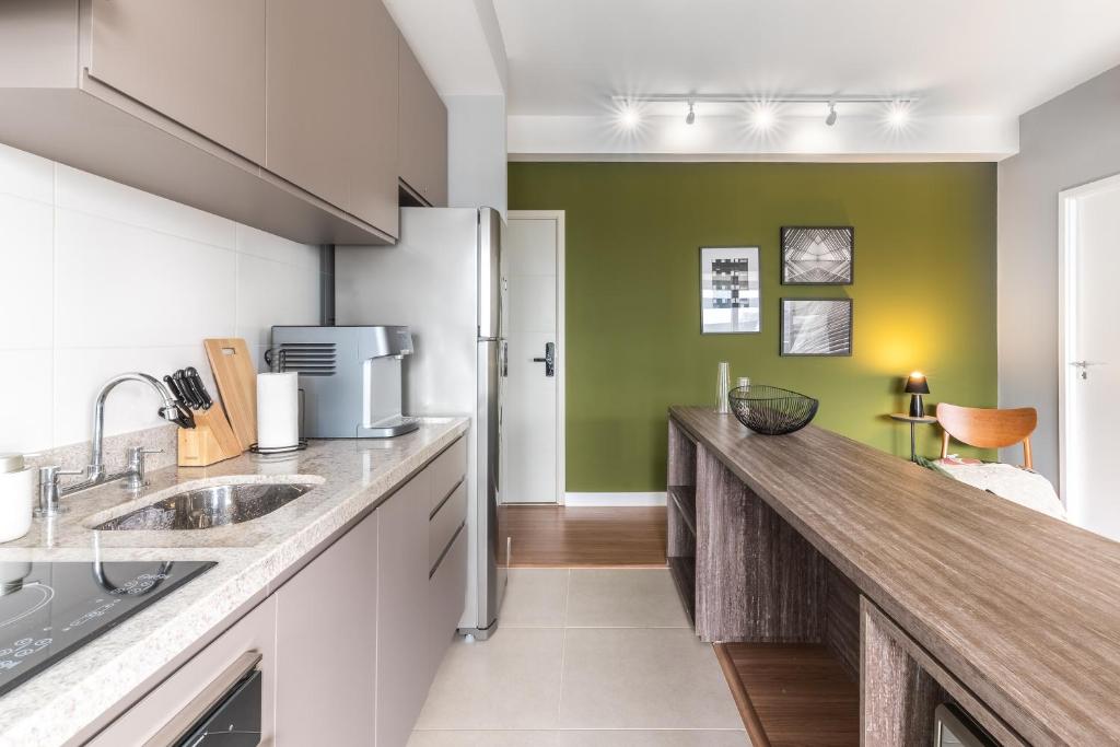  Apartamento completo com vaga - Vila Olímpia