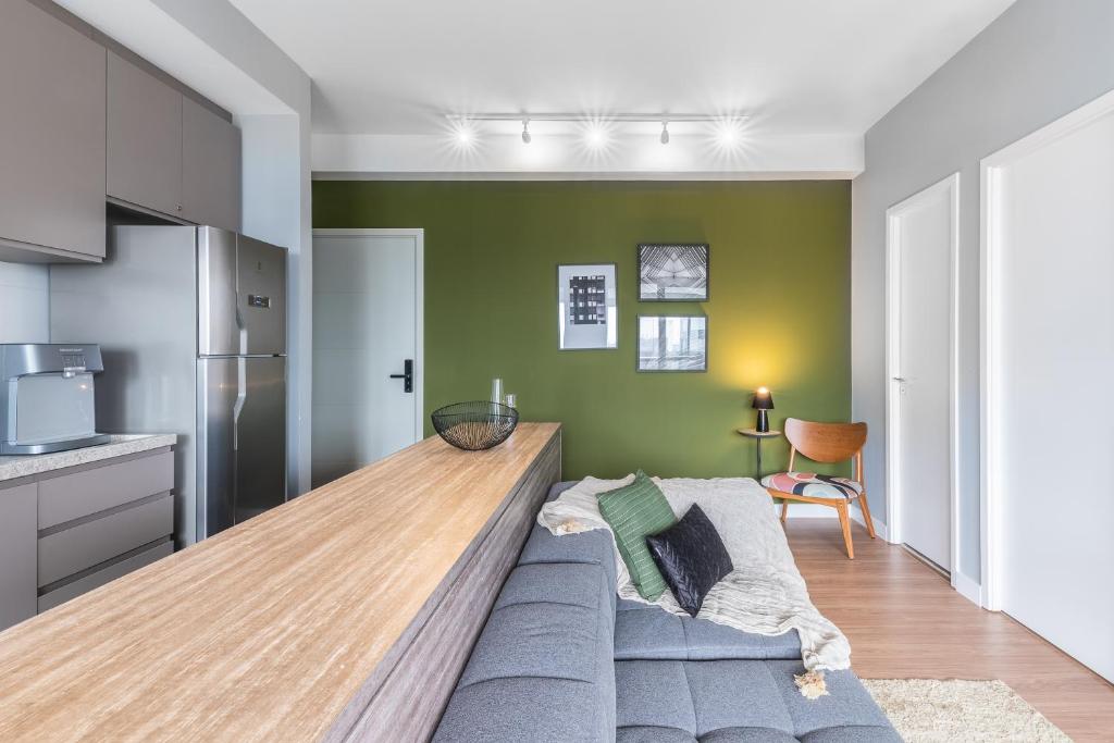  Apartamento completo com vaga - Vila Olímpia