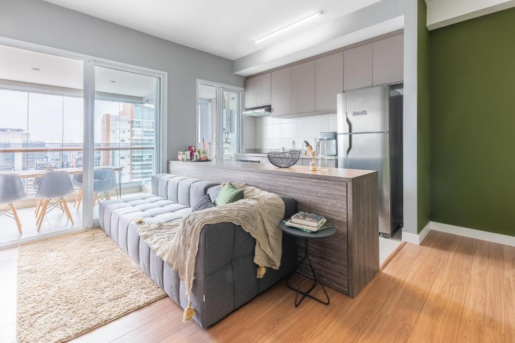  Apartamento completo com vaga - Vila Olímpia