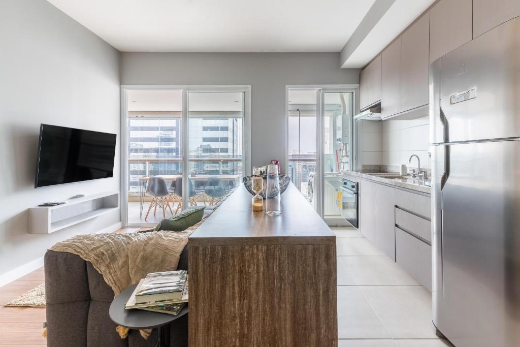 Apartamento completo com vaga - Vila Olímpia