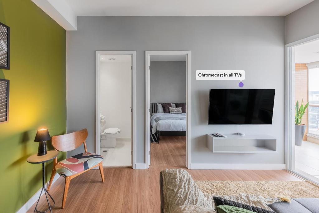  Apartamento completo com vaga - Vila Olímpia