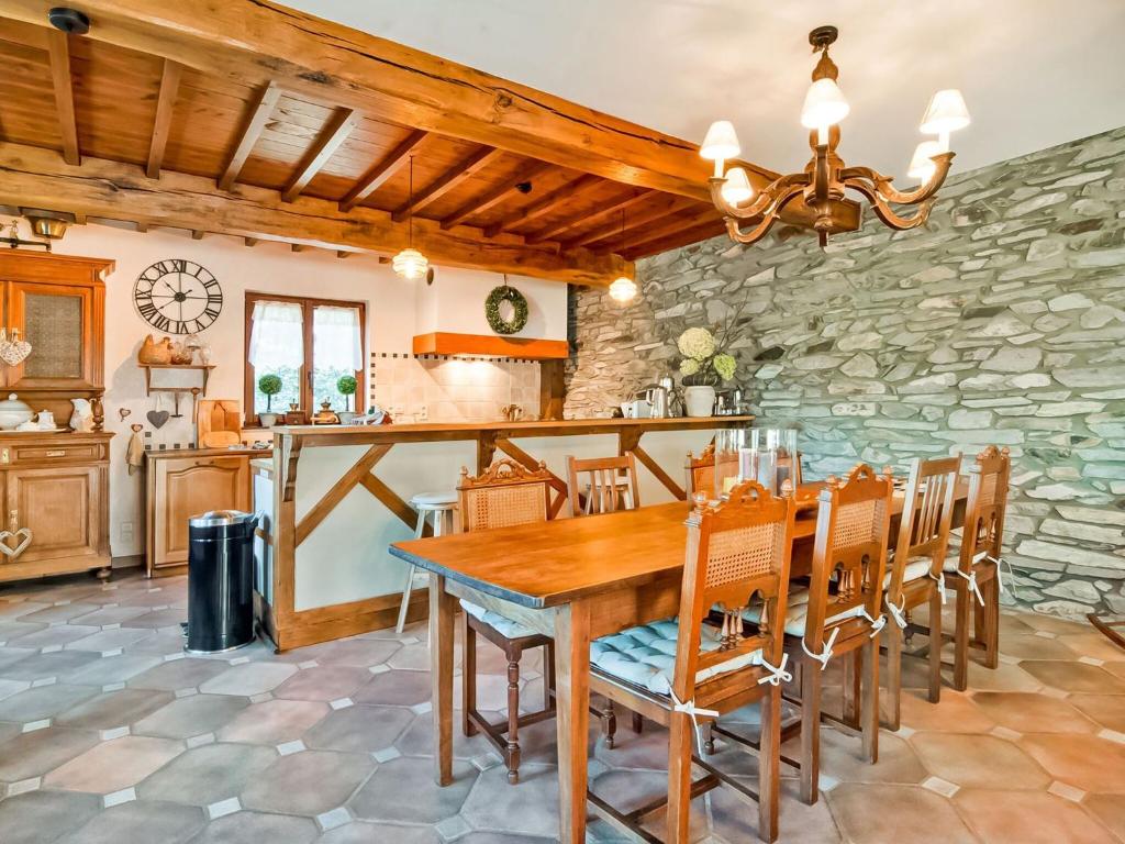 Fotografie z fotogalerie ubytování Holiday Home in Ardennes with Terrace v destinaci Lierneux