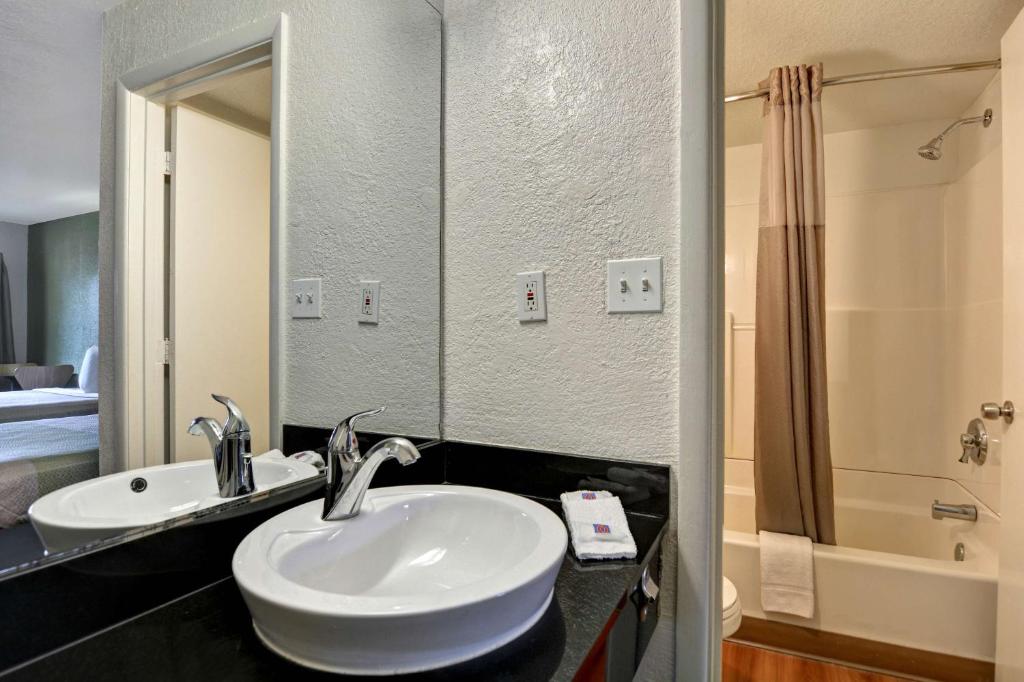 Motel 6-Destin, FL - Chambre Queen Avec 2 Lits Queen-Size