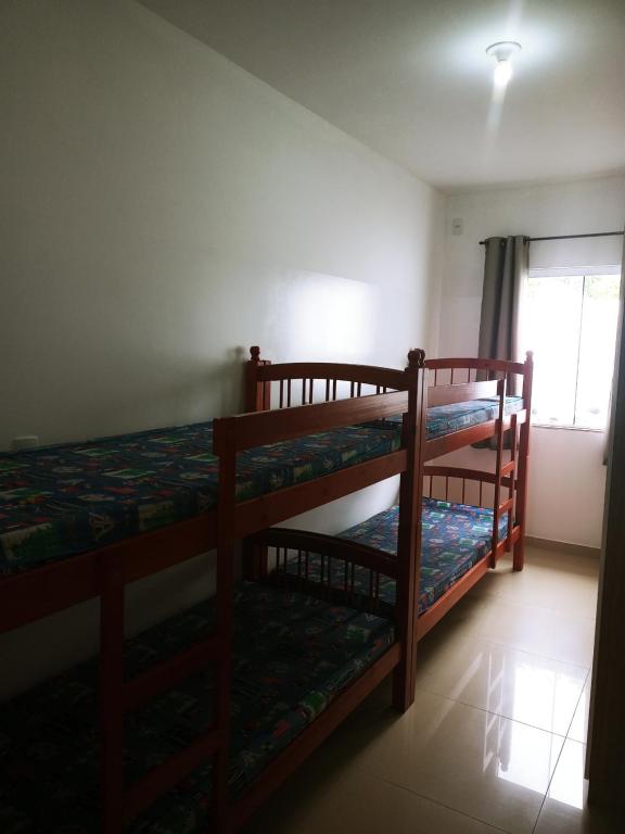  Casa inteira para temporada em Balneario Piçarras a 15 min do Beto Carrero World