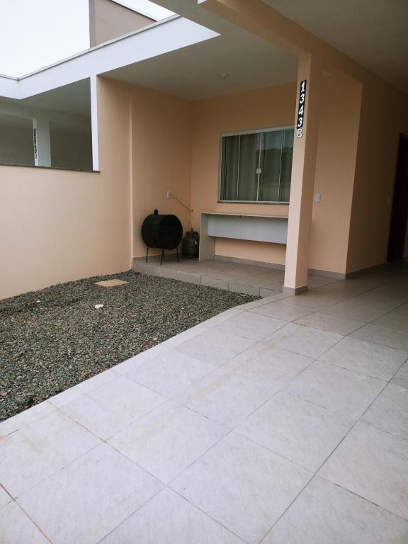  Casa inteira para temporada em Balneario Piçarras a 15 min do Beto Carrero World