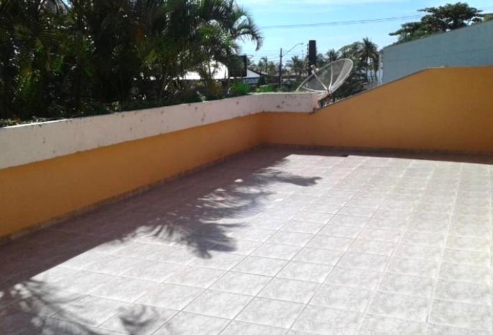  Linda e espaçosa casa de Guaratuba a 2 quadras da praia central