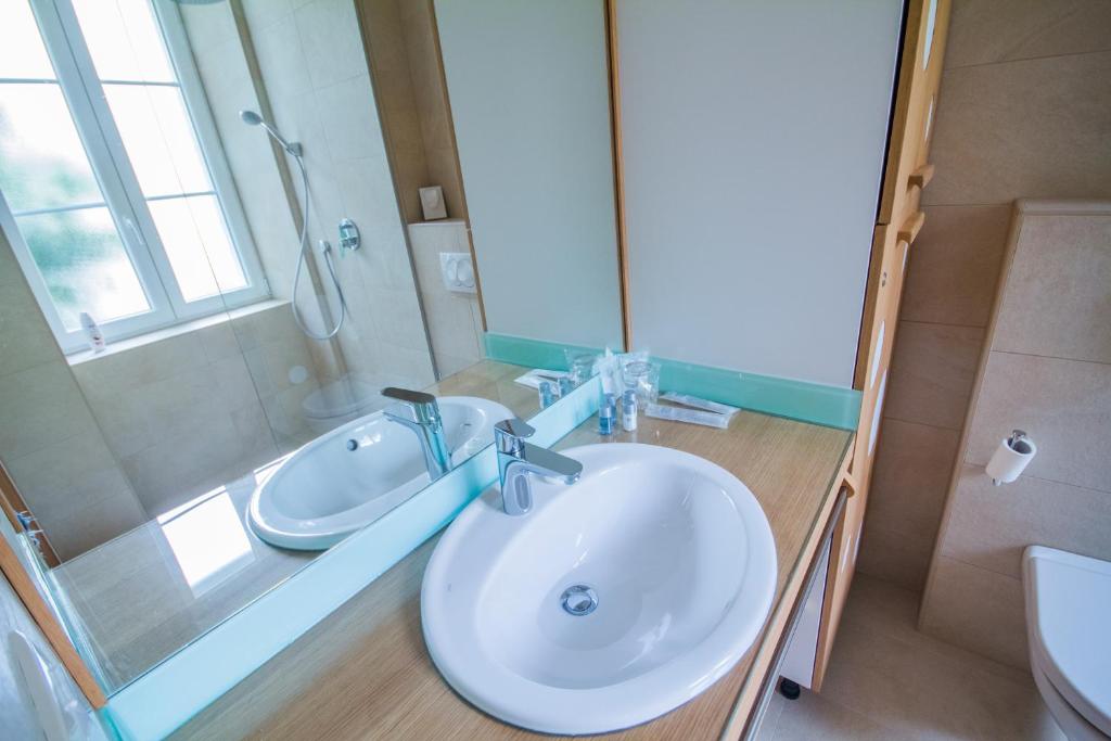 Peninsula Luxury Rooms - 7